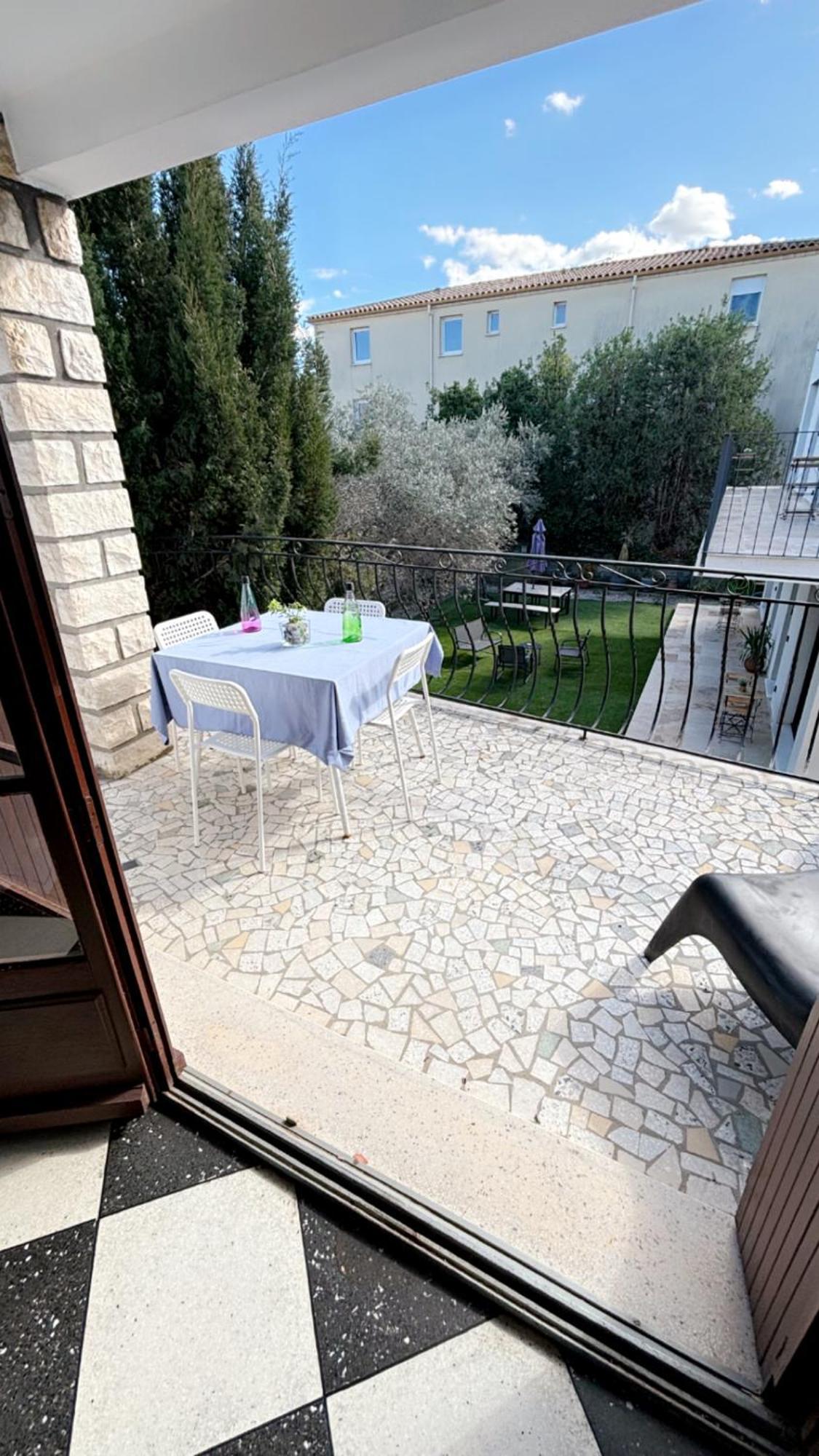 Appartement L'Olivier Arles Exteriör bild